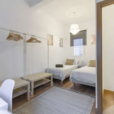Image 5 - Calle Pablo Montesinos, 13, 28019 Madrid, Spain - Apartment for rent