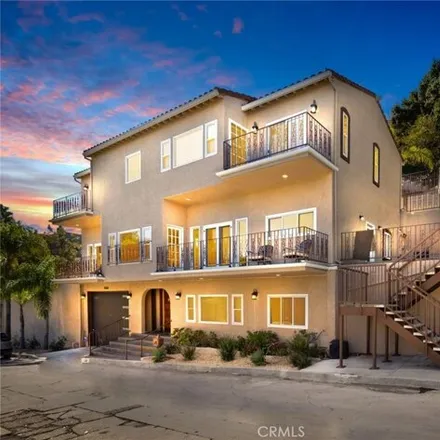 Buy this 6 bed house on 15346 Del Gado Drive in Los Angeles, CA 91403