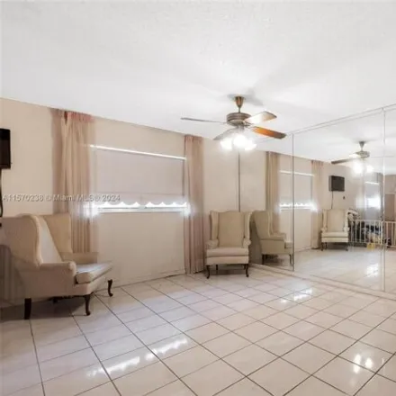 Image 6 - 3288 Northwest 52nd Street, Brownsville, Miami-Dade County, FL 33142, USA - House for sale