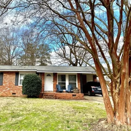 Rent this 3 bed house on 4624 Fairview Drive in Columbus, GA 31907