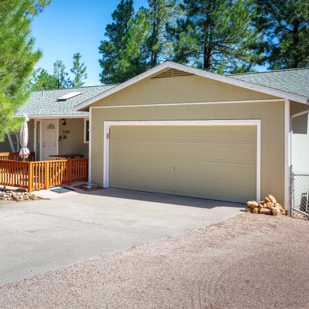 Buy this 3 bed house on 3371 Pine Cone Drive in AZ 85933, USA