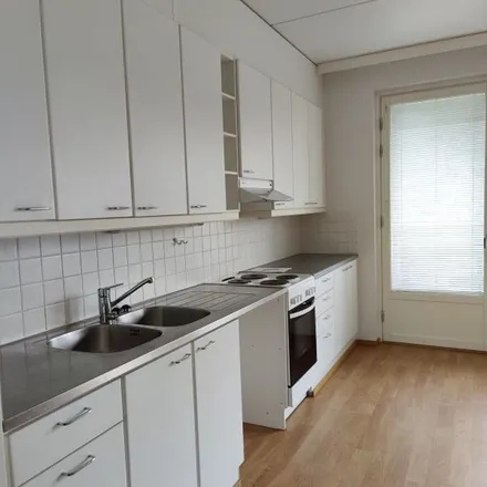 Rent this 3 bed apartment on Tallinmäki in 02410 Kirkkonummi, Finland