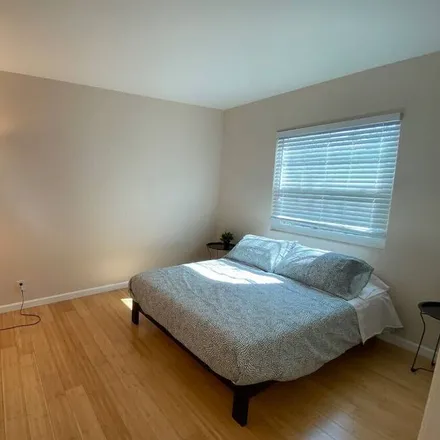 Rent this 2 bed apartment on Culver City