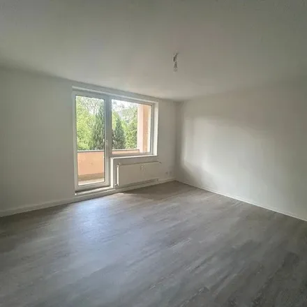 Rent this 3 bed apartment on Bergmannstraße 6 in 01309 Dresden, Germany