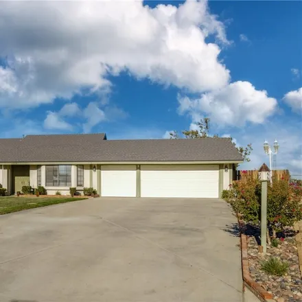 Image 3 - 13214 Deer Brush Court, Victorville, CA 92392, USA - House for sale