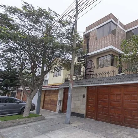 Buy this studio house on Avenida Canadá 3198 in San Borja, Lima Metropolitan Area 15041