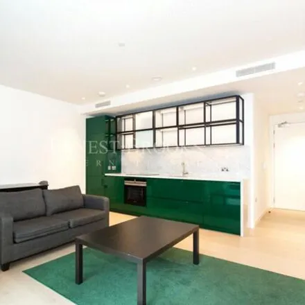 Rent this 1 bed room on 52 Marsh Wall in Canary Wharf, London