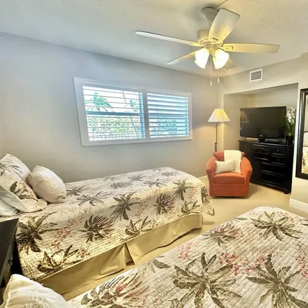 Image 7 - Siesta Key, FL, 34242 - Condo for rent