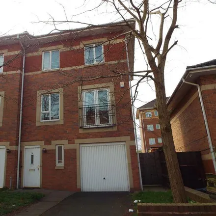 Rent this 3 bed house on Anchor Crescent in Birmingham, B18 5SL