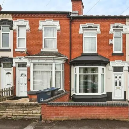 Buy this 2 bed duplex on 17 Yew Tree Lane in Yardley, B26 1BE
