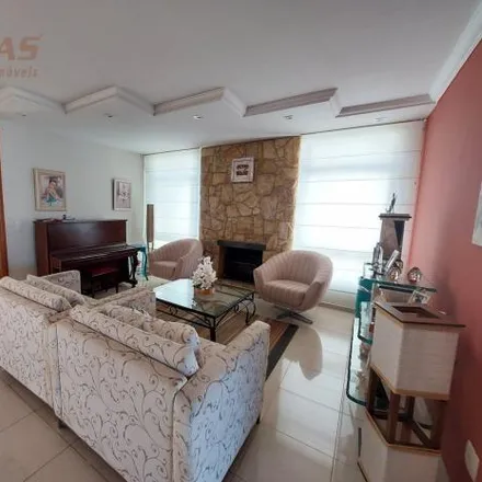 Rent this 4 bed house on Portaria in Avenida 1, Condomínio Parque Residencial Damha I