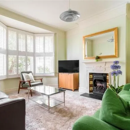 Image 2 - 12 Belle Vue Gardens, Brighton, BN2 0AA, United Kingdom - Townhouse for sale