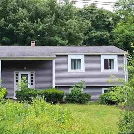 Rent this 3 bed house on 10 Tina Drive in Lloyd, NY 12528