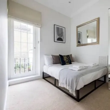 Image 1 - London, W14 9BP, United Kingdom - Apartment for rent