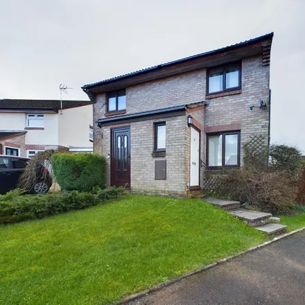 Rent this 2 bed duplex on Pen y Maes in Morriston, SA6 6DG