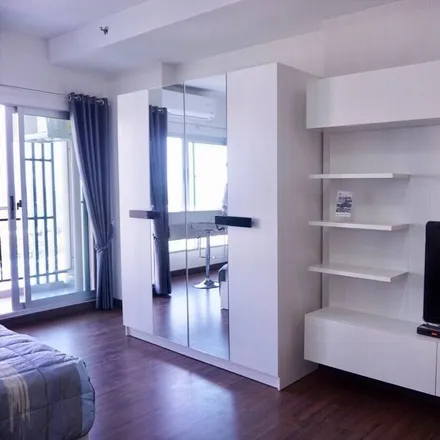 Rent this 1 bed condo on Chiang Mai in Saraphi District, Thailand