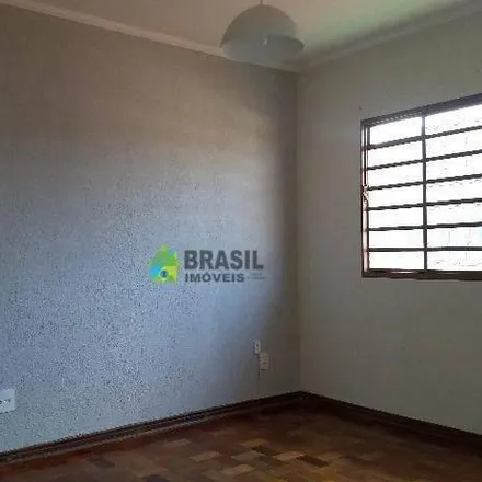 Buy this 2 bed apartment on Rua Geraldo Guedes Medina in Região Urbana Homogênea XXIII, Poços de Caldas - MG