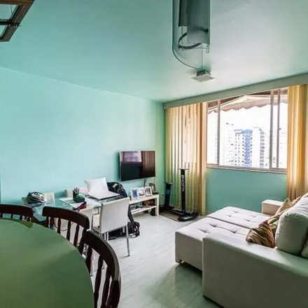 Buy this 2 bed apartment on Rua Professor Miguel Couto 436 in Icaraí, Niterói - RJ