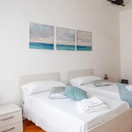 Image 4 - Modern 2-bedroom apartment in Maciachini area  Milan 20159 - Apartment for rent