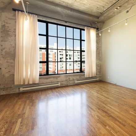 Rent this 1 bed loft on Heublein Building in 601 4th Street, San Francisco