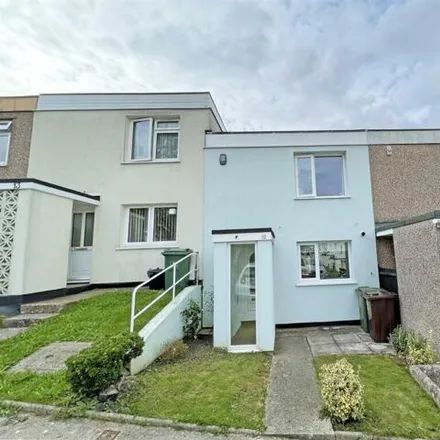 Buy this 3 bed townhouse on Lamerton Close in Plymouth, PL5 3RU