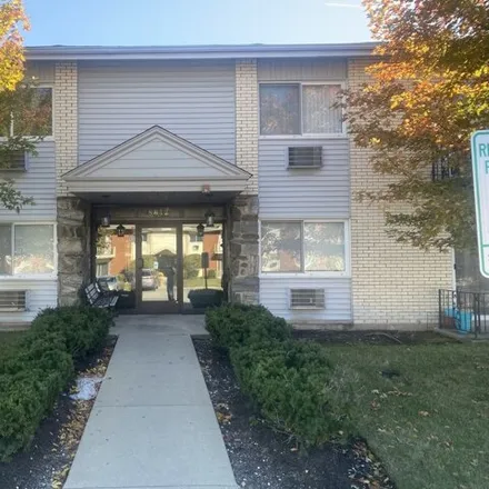 Rent this 2 bed condo on 8812 Jody Ln Apt 1D in Des Plaines, Illinois