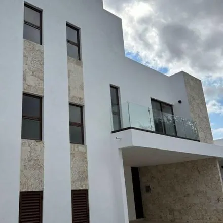 Rent this 3 bed house on Calle 69 in Fraccionamiento Las Américas, 97302 Mérida
