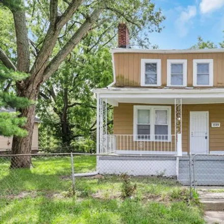 Buy this 3 bed house on 1599 Cordell Avenue in Columbus, OH 43211