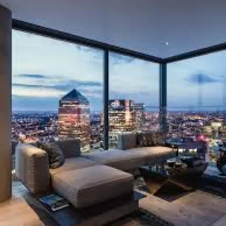 Rent this 1 bed apartment on HSBC UK in 8 Canada Square, Canary Wharf