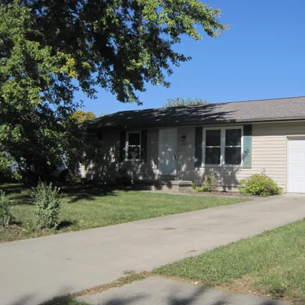 Buy this 3 bed house on 1920 Felt Street in Huntington, IN 46750