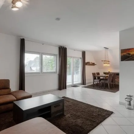 Rent this 3 bed apartment on Grannenweg 14 in 50933 Cologne, Germany