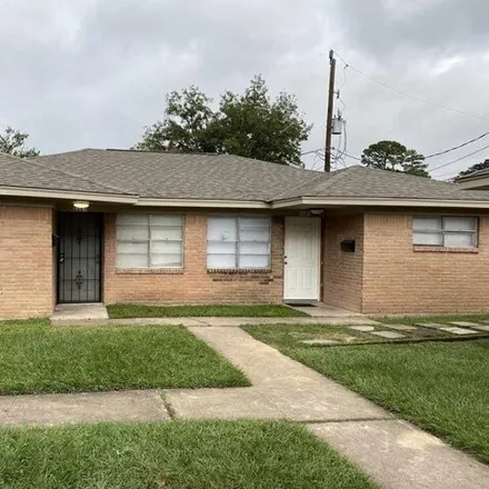 Rent this 2 bed apartment on 5453 Pardee Street in Houston, TX 77026