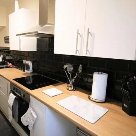 Rent this 5 bed townhouse on John Lane in New Rossington, DN11 0TN