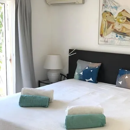 Rent this 2 bed house on 8200-614 Distrito de Évora