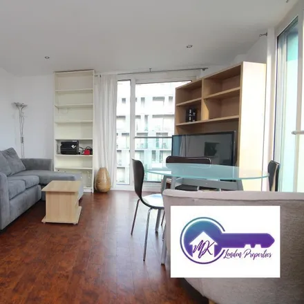 Rent this 2 bed apartment on Tesco Express in 1 Brewhouse Yard, London