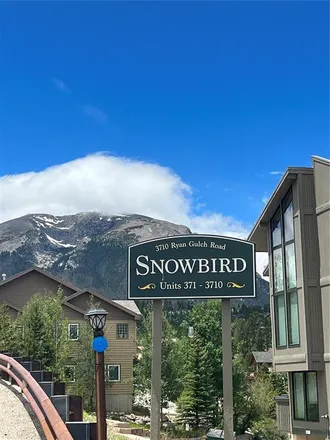 Buy this 3 bed loft on 351 Ryan Gulch Road in Silverthorne, CO 80498