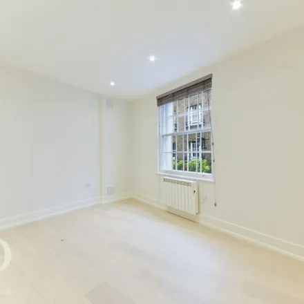 Rent this 2 bed apartment on Seven Dials Dry Cleaner in Ching Court, London