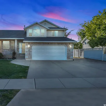 Buy this 5 bed house on 2922 Lindi Way in Layton, UT 84041