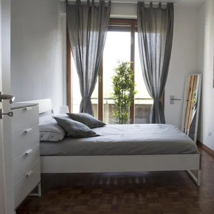 Rent this 8 bed room on Via Bronzino in 20131 Milan MI, Italy