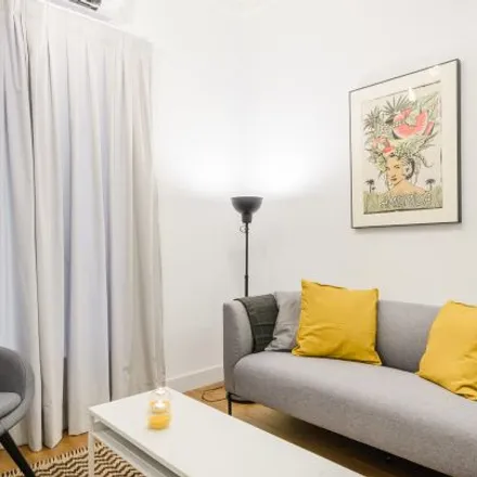 Rent this 3 bed apartment on Madrid in Calle de Don Ramón de la Cruz, 14