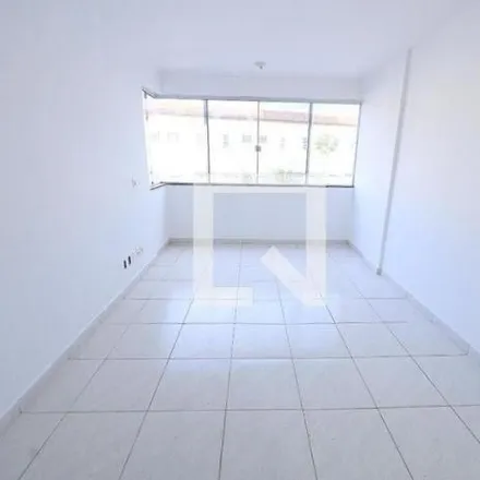 Rent this 3 bed apartment on Rua 12 in Jardim Santo Antonio, Goiânia - GO