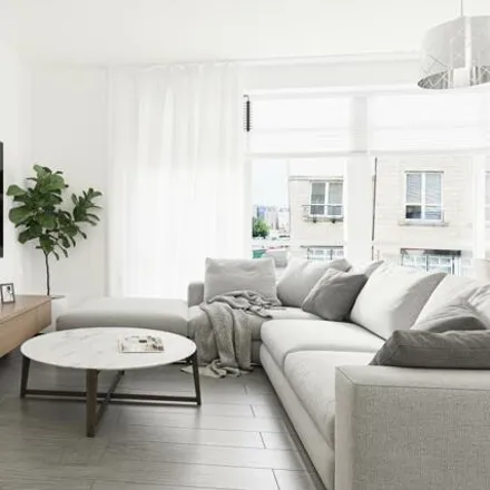 Buy this 3 bed apartment on 10 Hopetoun Street in City of Edinburgh, EH7 4NE