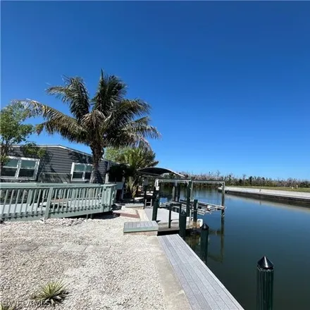 Image 8 - Dewberry Lane, Saint James City, Lee County, FL, USA - Apartment for sale