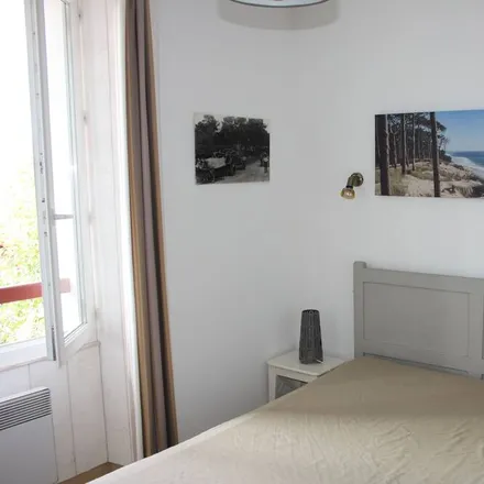 Rent this 2 bed apartment on 64700 Hendaye