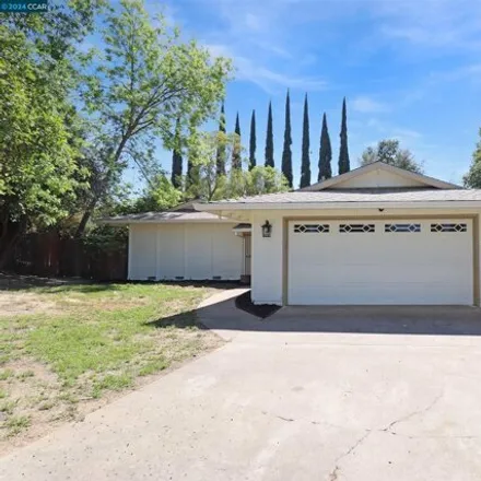 Buy this 3 bed house on 5901 Twin Creeks Court in Citrus Heights, CA 95621