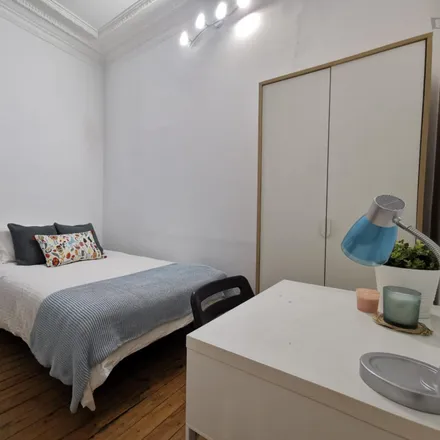 Rent this 12 bed room on Madrid in Calle Preciados, 42