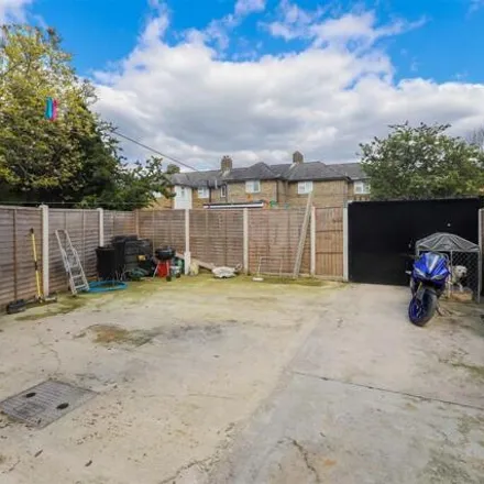 Image 3 - Lilac Place, Hillingdon, Great London, N/a - Townhouse for sale