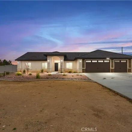 Buy this 4 bed house on 16342 Monache Road in Desert Knolls Manor, Apple Valley