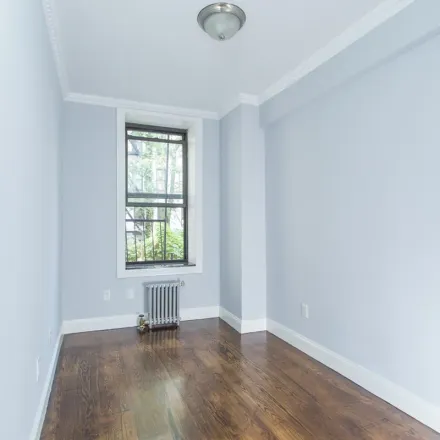 Image 4 - 424 East 9th Street, New York, NY 10009, USA - Apartment for rent