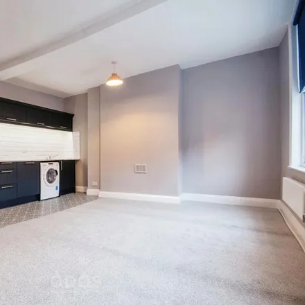 Image 1 - Saracens Head, 4 The Tything, Worcester, WR1 1HD, United Kingdom - Apartment for rent